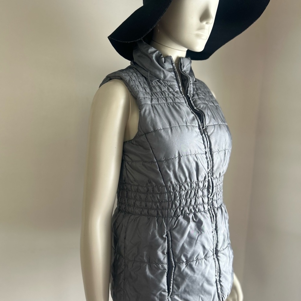 New York & Company Elegant Gray puffer vest Jacket XS